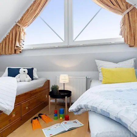 Alte Reihe 14 _haus Teja_